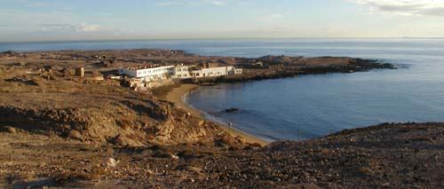 The bay at Cabron is sheltered from the prevailing winds making entry and exit safe and easy